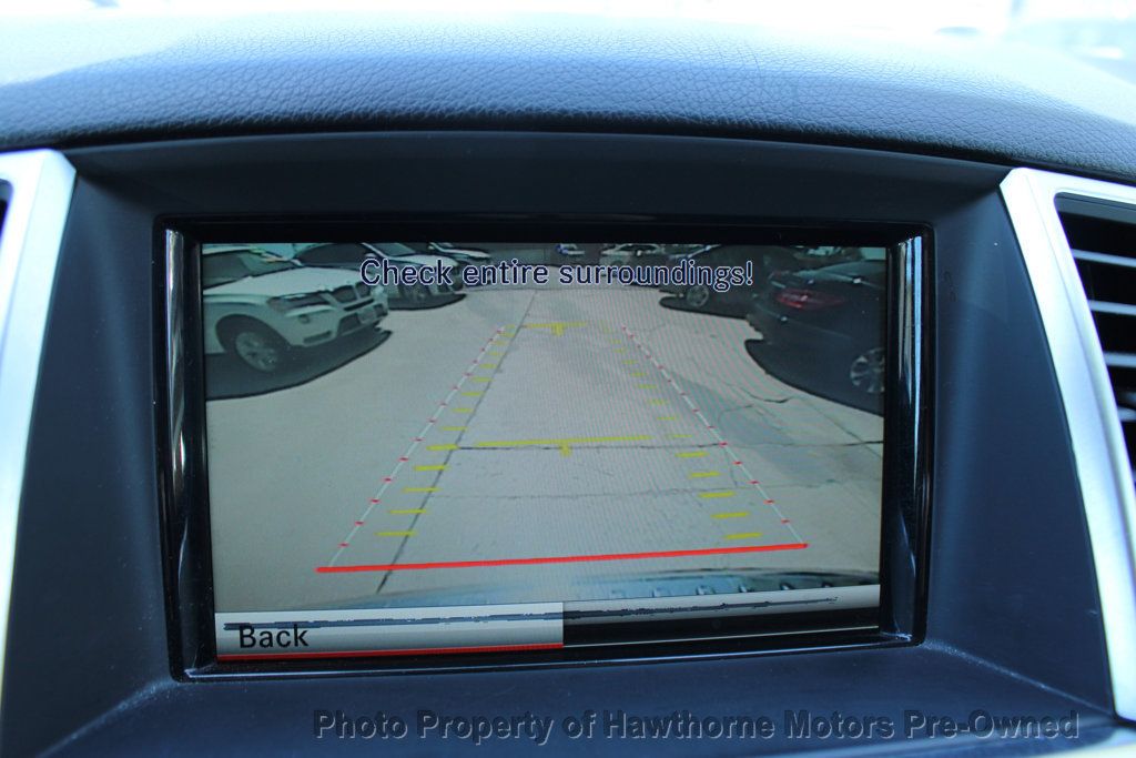 Mercedes-Benz ML350 photo 16