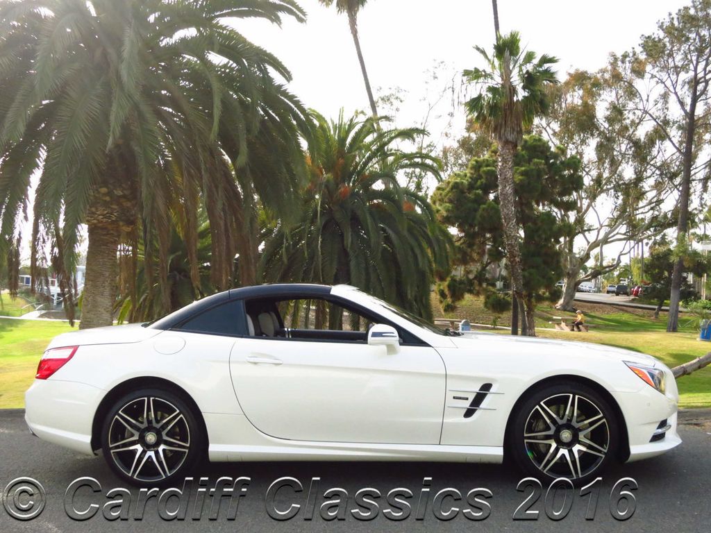 2015 Mercedes-Benz SL550 White Arrow Limited "White Arrow Edition" Convertible - 15016095 - 31