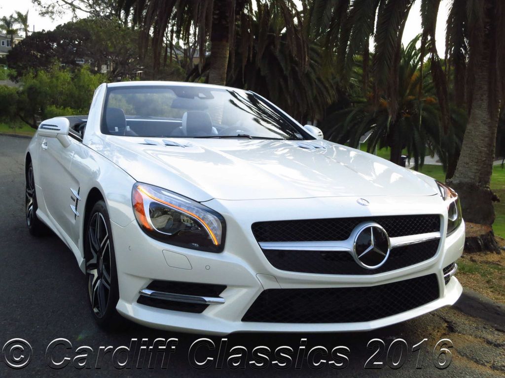 2015 Mercedes-Benz SL550 White Arrow Limited "White Arrow Edition" Convertible - 15016095 - 6