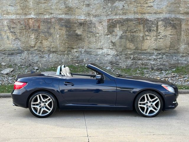 2015 Mercedes-Benz SLK 2015 MERCEDES-BENZ SLK 250 - 22963398 - 13