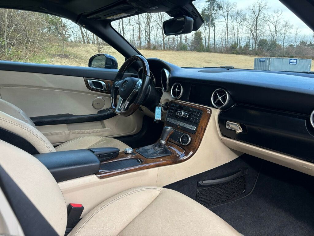 2015 Mercedes-Benz SLK 2015 MERCEDES-BENZ SLK 250 - 22963398 - 23
