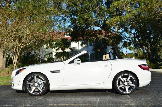 2015 Mercedes-Benz SLK 2 Door Roadster SLK 250 W/Sport and Multimedia Packages - 23028831 - 25