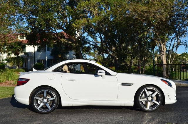2015 Mercedes-Benz SLK 2 Door Roadster SLK 250 W/Sport and Multimedia Packages - 23028831 - 37