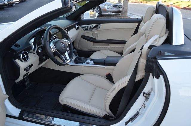 2015 Mercedes-Benz SLK 2 Door Roadster SLK 250 W/Sport and Multimedia Packages - 23028831 - 44