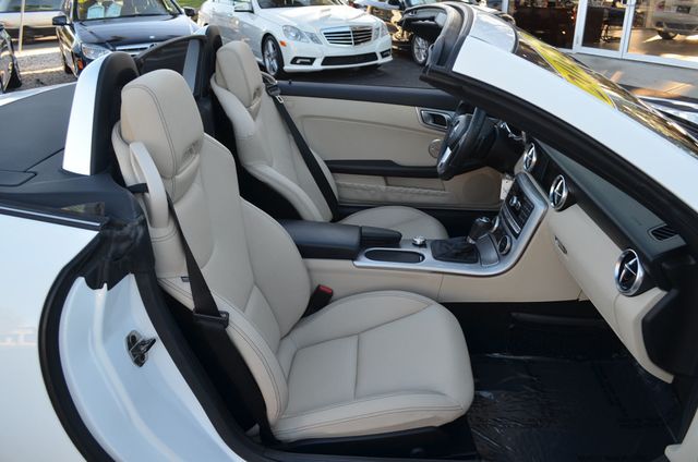 2015 Mercedes-Benz SLK 2 Door Roadster SLK 250 W/Sport and Multimedia Packages - 23028831 - 47