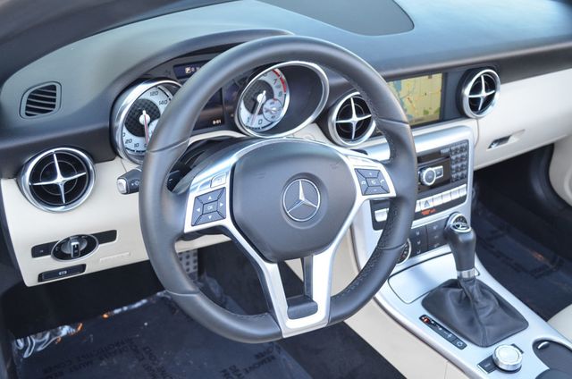 2015 Mercedes-Benz SLK 2 Door Roadster SLK 250 W/Sport and Multimedia Packages - 23028831 - 50