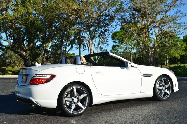 2015 Mercedes-Benz SLK 2 Door Roadster SLK 250 W/Sport and Multimedia Packages - 23028831 - 5