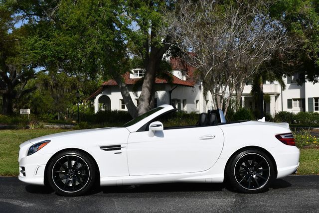 2015 Mercedes-Benz SLK 2 Door Roadster SLK 350 W/Carbon Look Edition - 22995737 - 29