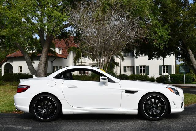 2015 Mercedes-Benz SLK 2 Door Roadster SLK 350 W/Carbon Look Edition - 22995737 - 46