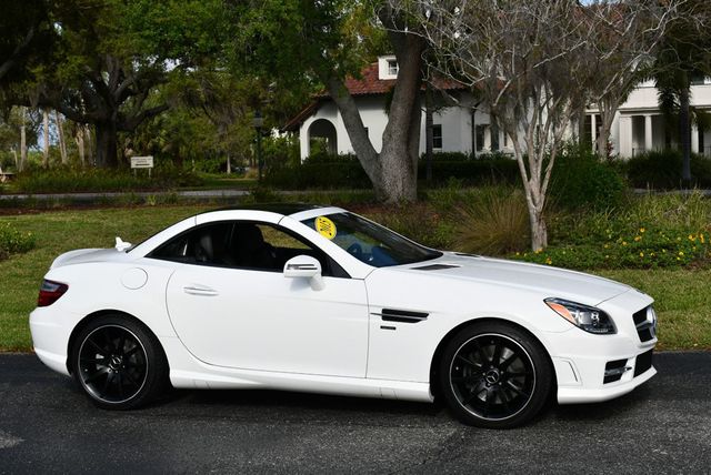 2015 Mercedes-Benz SLK 2 Door Roadster SLK 350 W/Carbon Look Edition - 22995737 - 51
