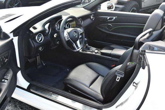 2015 Mercedes-Benz SLK 2 Door Roadster SLK 350 W/Carbon Look Edition - 22995737 - 58