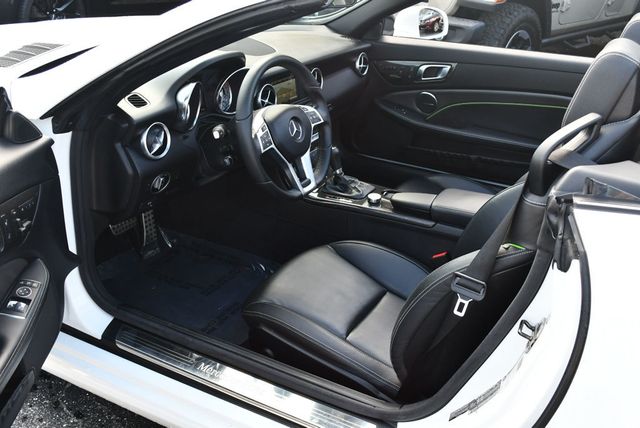 2015 Mercedes-Benz SLK 2 Door Roadster SLK 350 W/Carbon Look Edition - 22995737 - 59