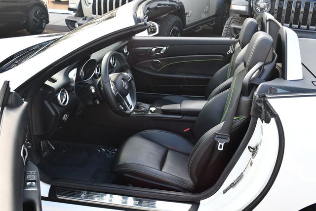 2015 Mercedes-Benz SLK 2 Door Roadster SLK 350 W/Carbon Look Edition - 22995737 - 61