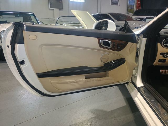 2015 Mercedes-Benz SLK 2dr Roadster SLK 250 Clean Carfax Florida Car - 22978243 - 13