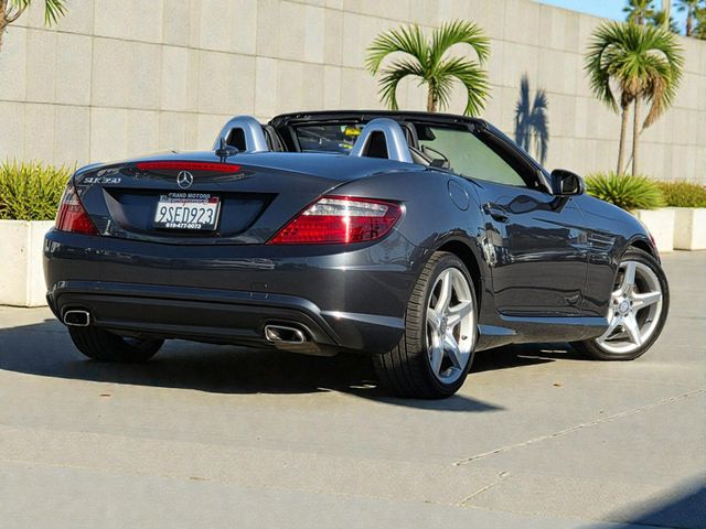 2015 Mercedes-Benz SLK 2dr Roadster SLK 350 - 22951325 - 9