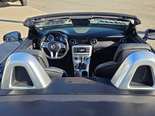2015 Mercedes-Benz SLK 2dr Roadster SLK 350 - 22951325 - 12