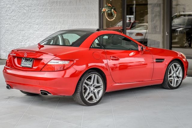 2015 Mercedes-Benz SLK SLK250 - RED ON BEIGE  - NAV - CONVERTIBLE - GORGEOUS - 22953891 - 13