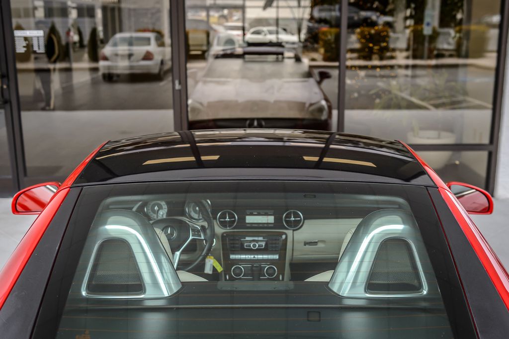 2015 Mercedes-Benz SLK SLK250 - RED ON BEIGE  - NAV - CONVERTIBLE - GORGEOUS - 22953891 - 15