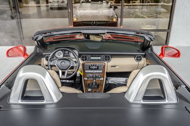 2015 Mercedes-Benz SLK SLK250 - RED ON BEIGE  - NAV - CONVERTIBLE - GORGEOUS - 22953891 - 16