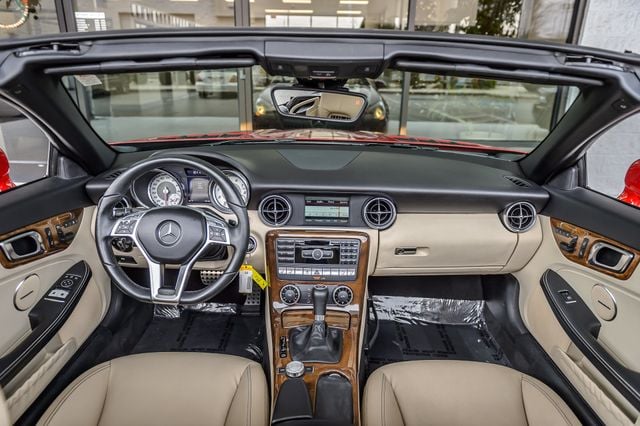 2015 Mercedes-Benz SLK SLK250 - RED ON BEIGE  - NAV - CONVERTIBLE - GORGEOUS - 22953891 - 2