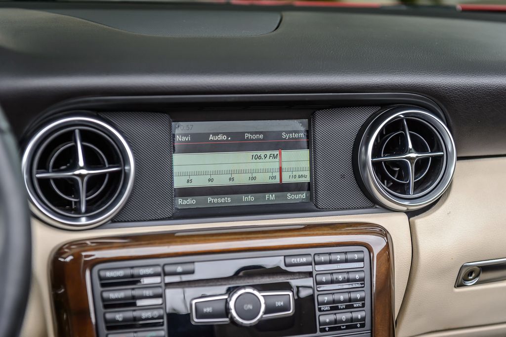 2015 Mercedes-Benz SLK SLK250 - RED ON BEIGE  - NAV - CONVERTIBLE - GORGEOUS - 22953891 - 31