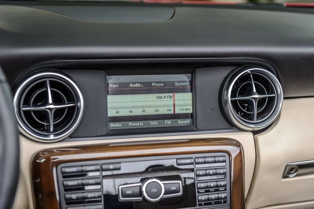 2015 Mercedes-Benz SLK SLK250 - RED ON BEIGE  - NAV - CONVERTIBLE - GORGEOUS - 22953891 - 31