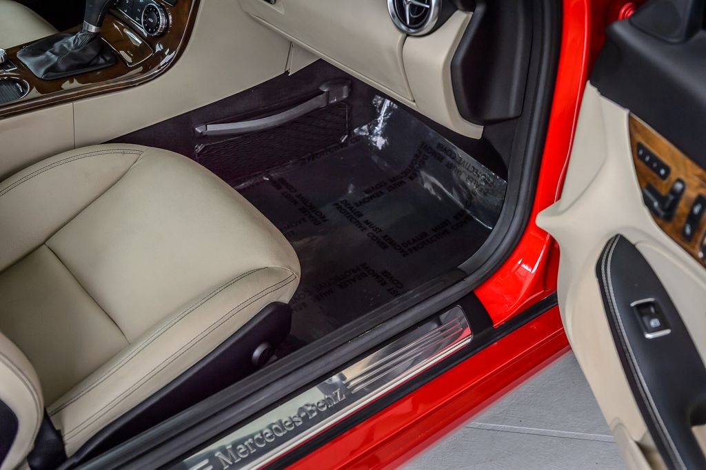 2015 Mercedes-Benz SLK SLK250 - RED ON BEIGE  - NAV - CONVERTIBLE - GORGEOUS - 22953891 - 43