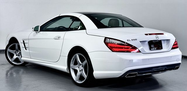 2015 Mercedes-Benz SL-Class SL550 - 22939150 - 17