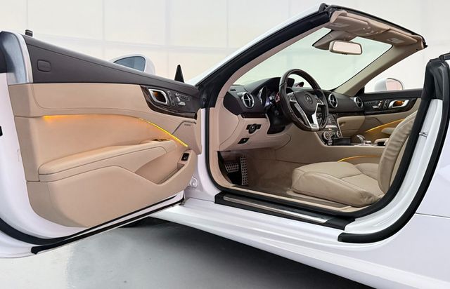 2015 Mercedes-Benz SL-Class SL550 - 22939150 - 25