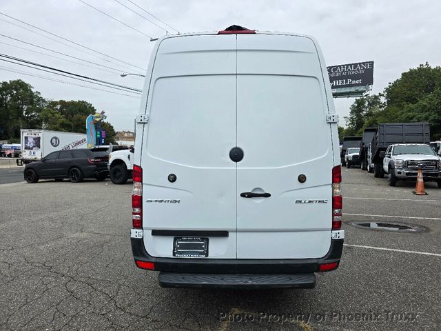2015 Mercedes-Benz Sprinter 2500 - 22316988 - 4