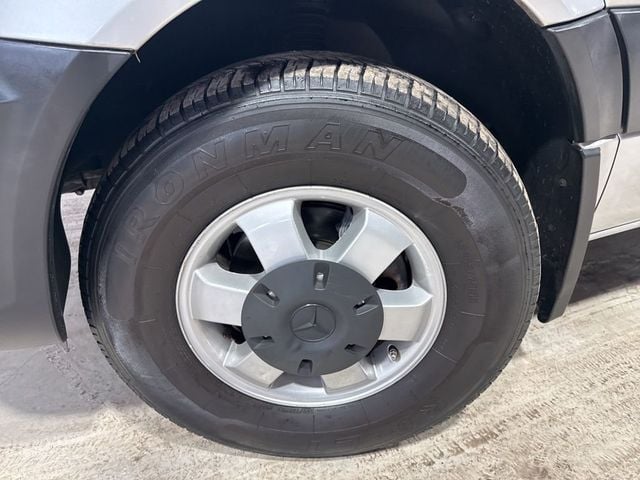 2015 Mercedes-Benz Sprinter 2500 Passenger 144 WB - 22975717 - 1