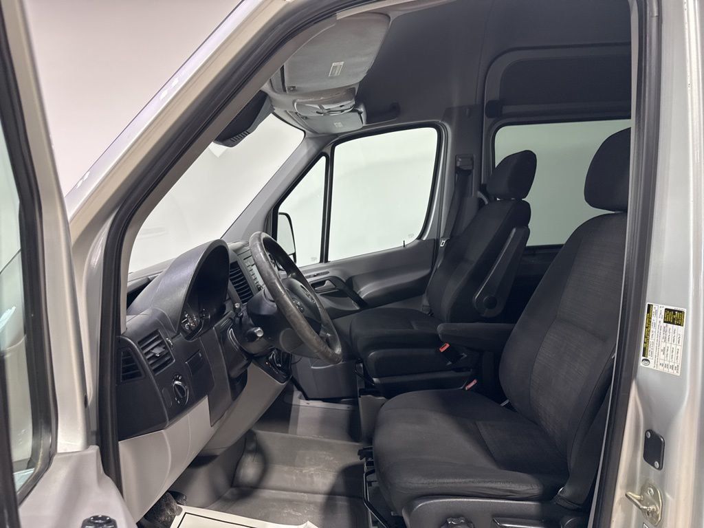 2015 Mercedes-Benz Sprinter 2500 Passenger 144 WB - 22975717 - 20