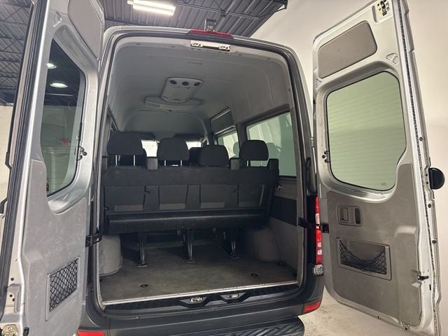 2015 Mercedes-Benz Sprinter 2500 Passenger 144 WB - 22975717 - 27