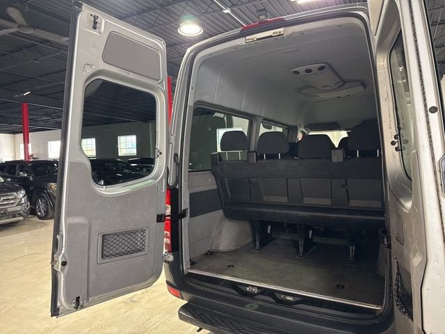 2015 Mercedes-Benz Sprinter 2500 Passenger 144 WB - 22975717 - 28