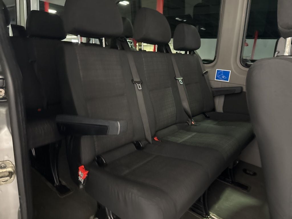 2015 Mercedes-Benz Sprinter 2500 Passenger 144 WB - 22975717 - 34