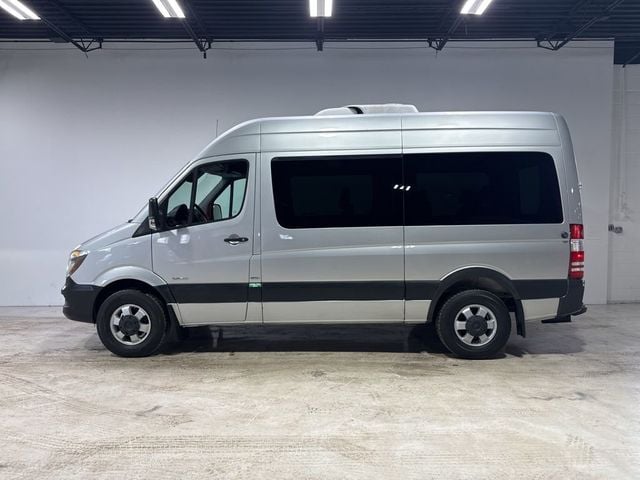 2015 Mercedes-Benz Sprinter 2500 Passenger 144 WB - 22975717 - 3