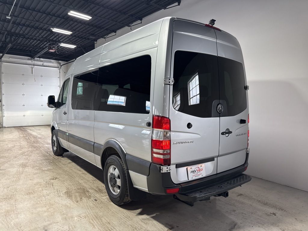 2015 Mercedes-Benz Sprinter 2500 Passenger 144 WB - 22975717 - 4