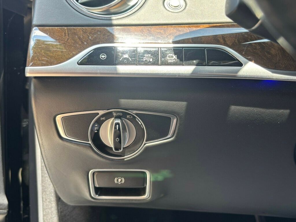 2015 Mercedes Benz S 550 4MATIC photo 18