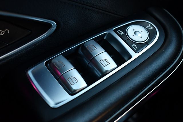 2015 Mercedes-Benz S-Class 2dr Coupe S 550 4MATIC - 22681928 - 44