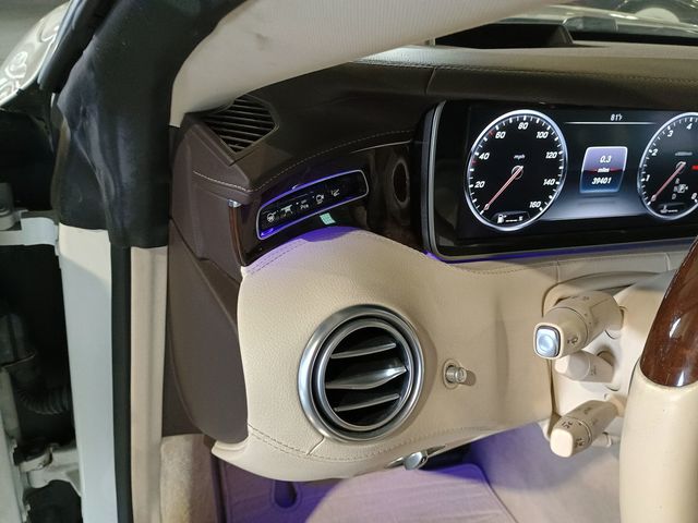 2015 Mercedes-Benz S-Class 2dr Coupe S 550 4MATIC Clean Carfax - 23016987 - 19