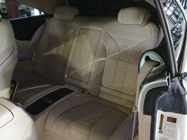 2015 Mercedes-Benz S-Class 2dr Coupe S 550 4MATIC Clean Carfax - 23016987 - 29