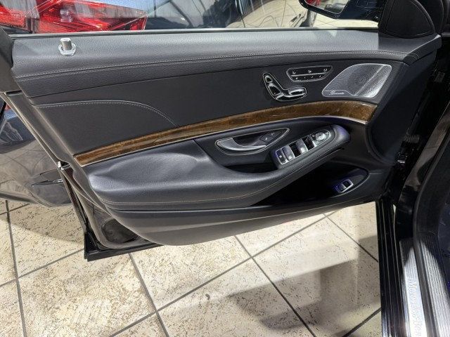2015 Mercedes-Benz S-Class 4dr Sedan S 550 4MATIC - 22962379 - 19