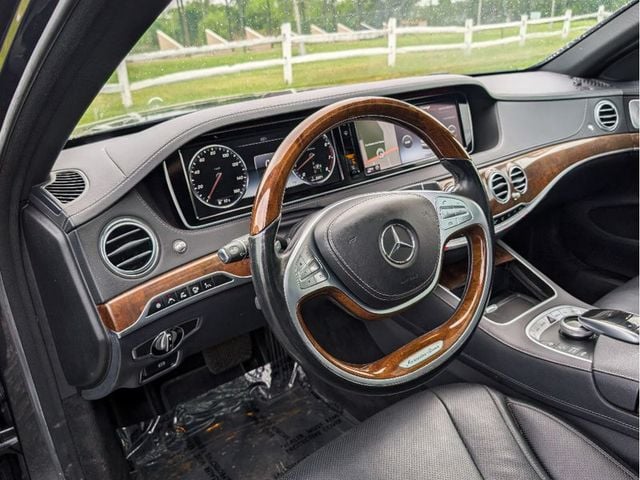 2015 Mercedes-Benz S-Class 4dr Sedan S 550 4MATIC - 23021965 - 19