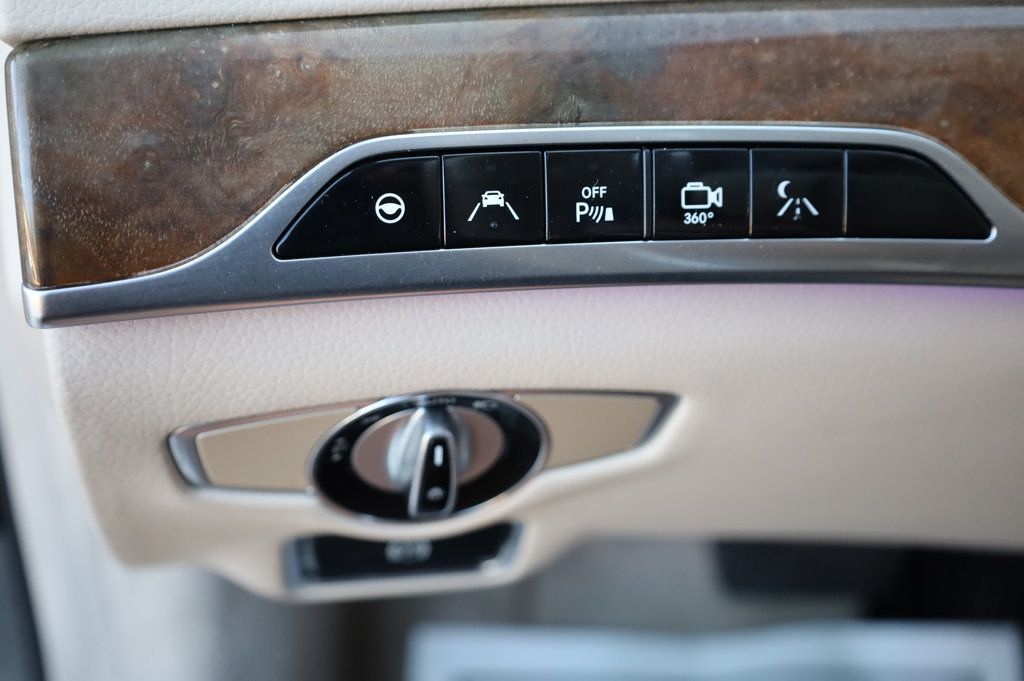 2015 Mercedes Benz S 550 photo 27
