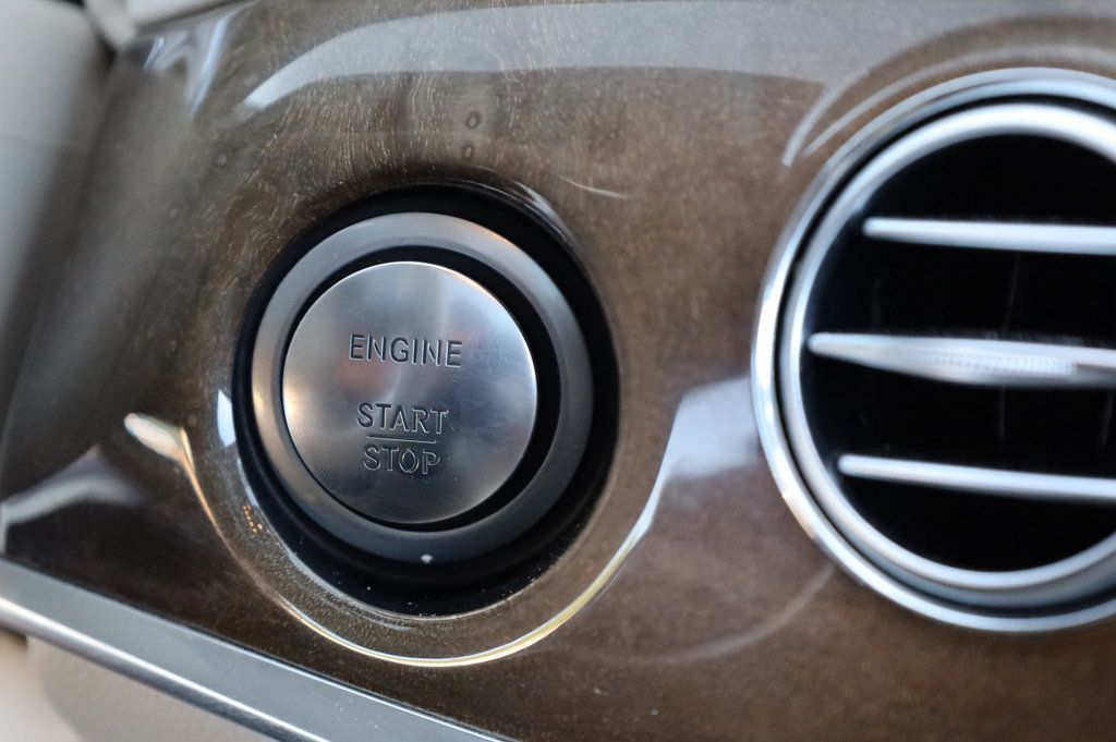 2015 Mercedes Benz S 550 photo 28