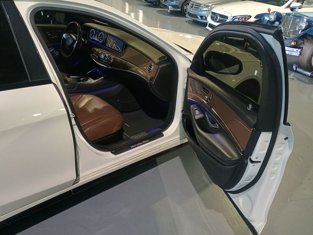 2015 Mercedes-Benz S-Class 4dr Sedan S 550 RWD AMG Sport Premium 1 - 22938043 - 17