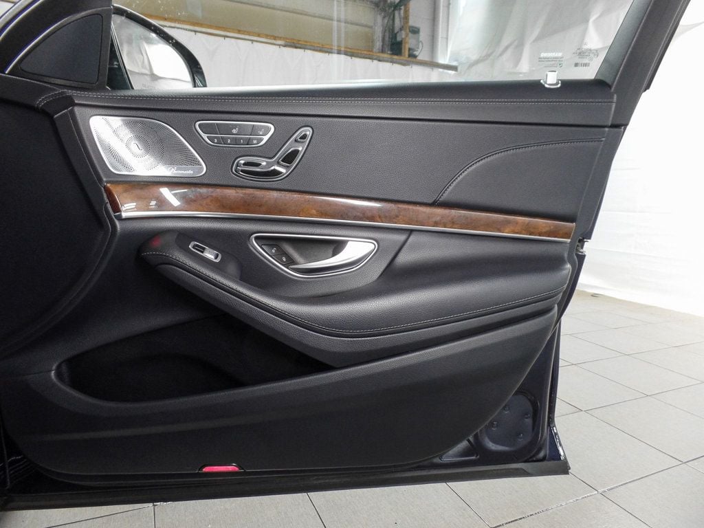 2015 Mercedes-Benz S-Class S550 4MATIC AWD - 22402869 - 18
