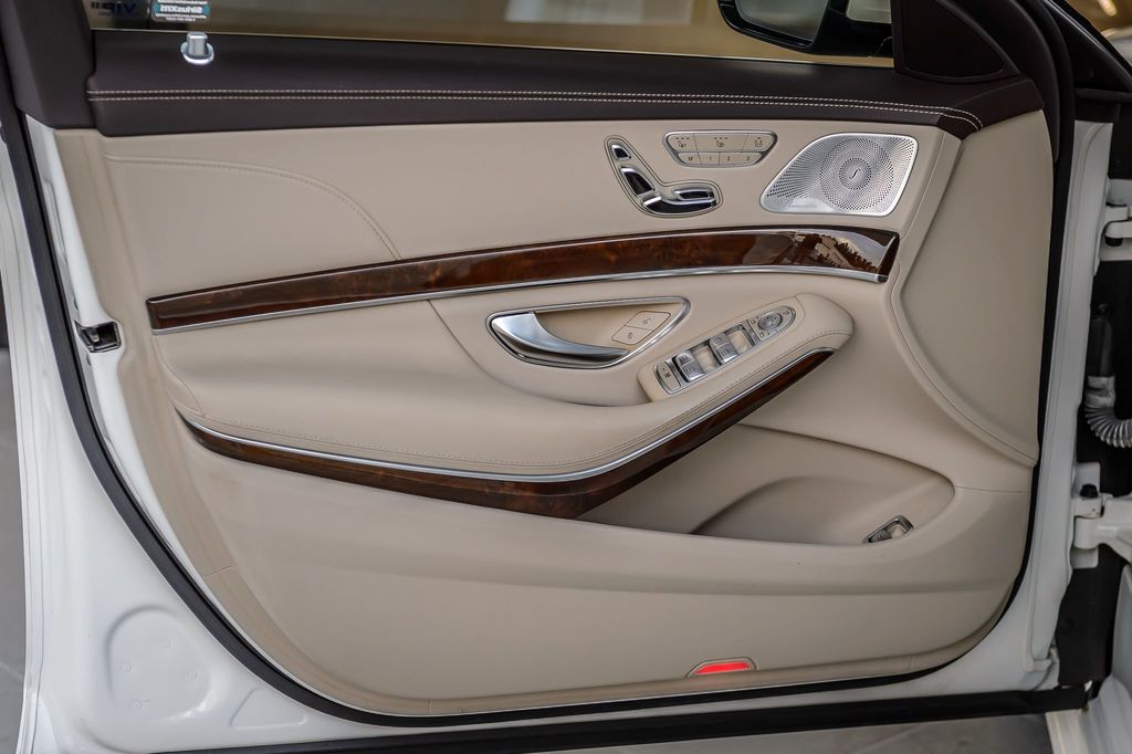 2015 Mercedes-Benz S-Class S550 AMG APPEARANCE PKG - NAV - PANO ROOF - BACKUP CAM -GORGEOUS - 22915189 - 47