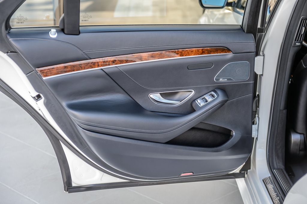 2015 Mercedes-Benz S-Class S550 - AMG APPEARANCE PKG - NAV - PANO - VENTED SEATS - GORGEOUS - 22994320 - 58