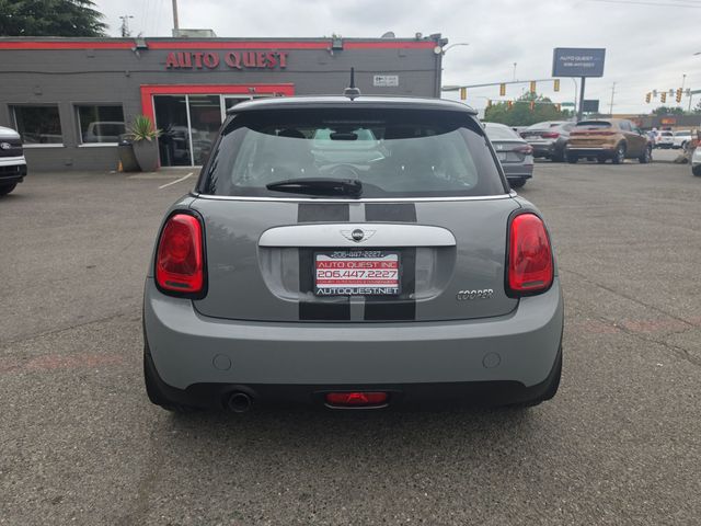 2015 MINI Cooper Hardtop 2 Door   - 23070512 - 22